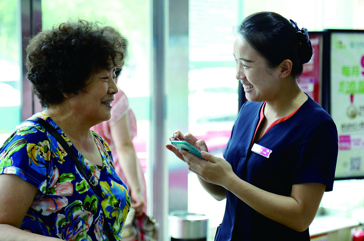 
用心服务 擦亮“金字招牌”“奋斗20载 整装再出发”之服务篇|星空体育APP(图3)