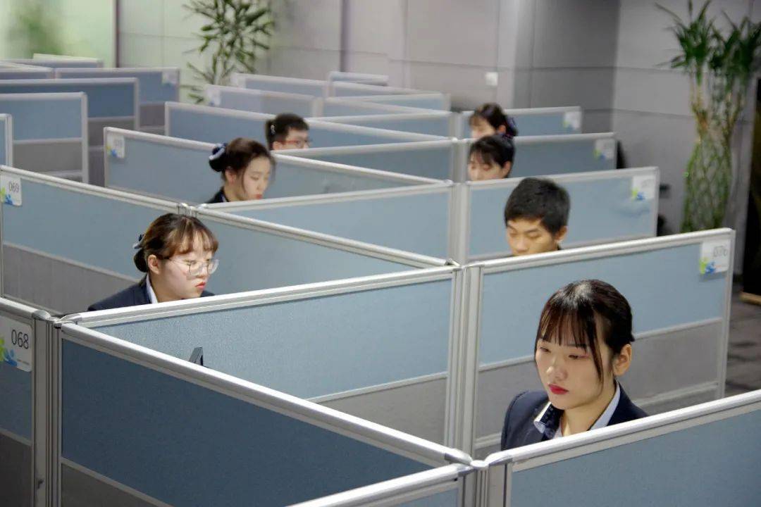 快来 现场揭秘12306!:星空体育app下载(图2)
快来 现场揭秘12306!:星空体育app下载(图2)